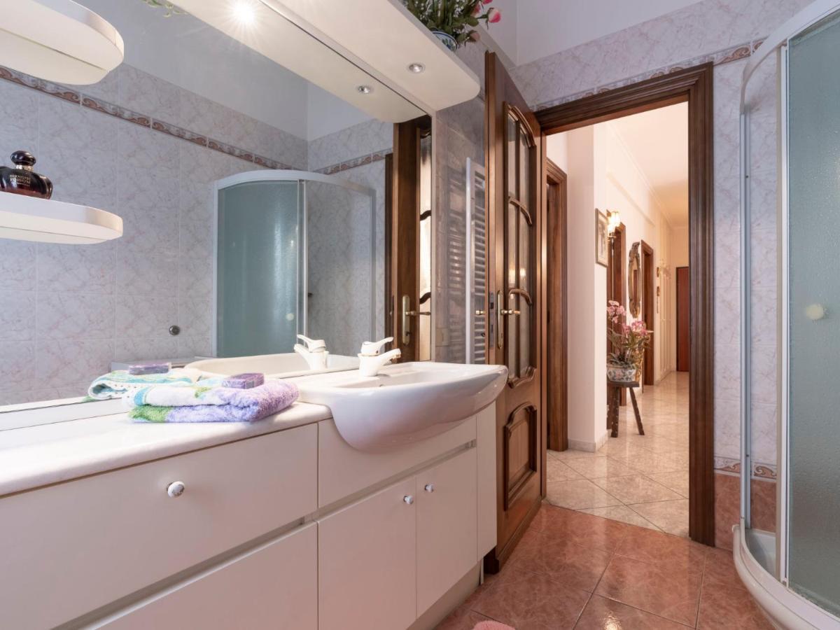 Apartment Casa Giuliana By Interhome Imperia Exterior foto